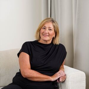 Meet your Posher, Christine